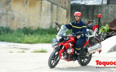 Trang bị mô tô chữa cháy hiện đại cho lực lượng cảnh sát PCCC